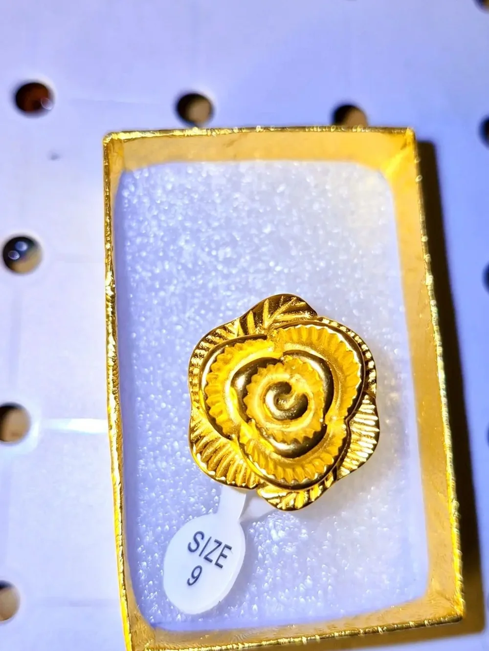 Gold Floral Rose Ring - Size 9